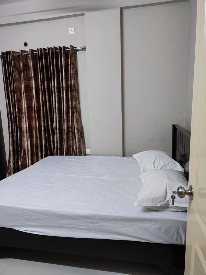 Rahul'S Castle Guest House Visakhapatnam Exteriör bild